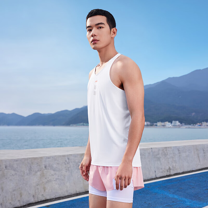 361 Degrees Men's Sports Vest  - Running Hydration Vest 评论和价格