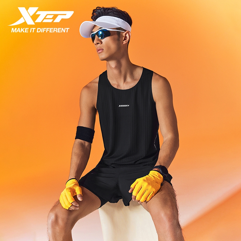 Xtep 2000km PRO Vest For Men 2 - Running Hydration Vest 评论和价格